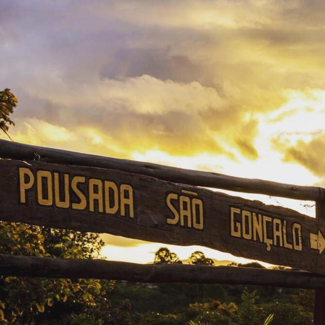 Pousada Sao Goncalo São Gonçalo do Rio das Pedras Buitenkant foto